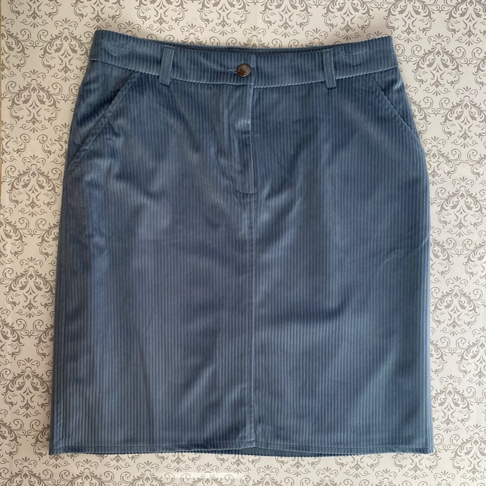 💙Blue Cord Skirt - Picture 2 of 2